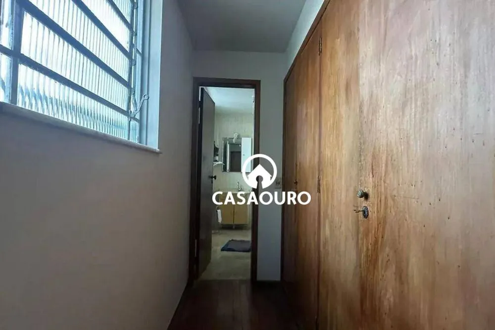 Casa, 4 quartos, 321 m² - Foto 1