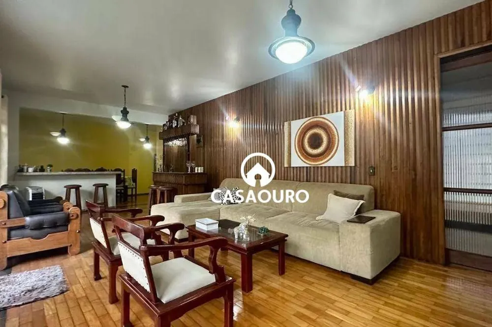 Casa, 4 quartos, 321 m² - Foto 1