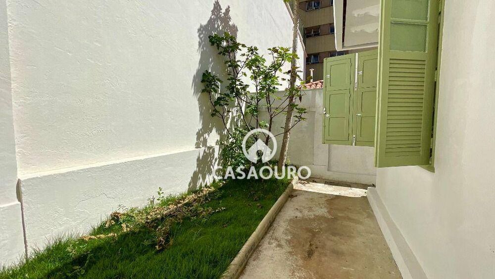 Casa à venda com 4 quartos, 165m² - Foto 8