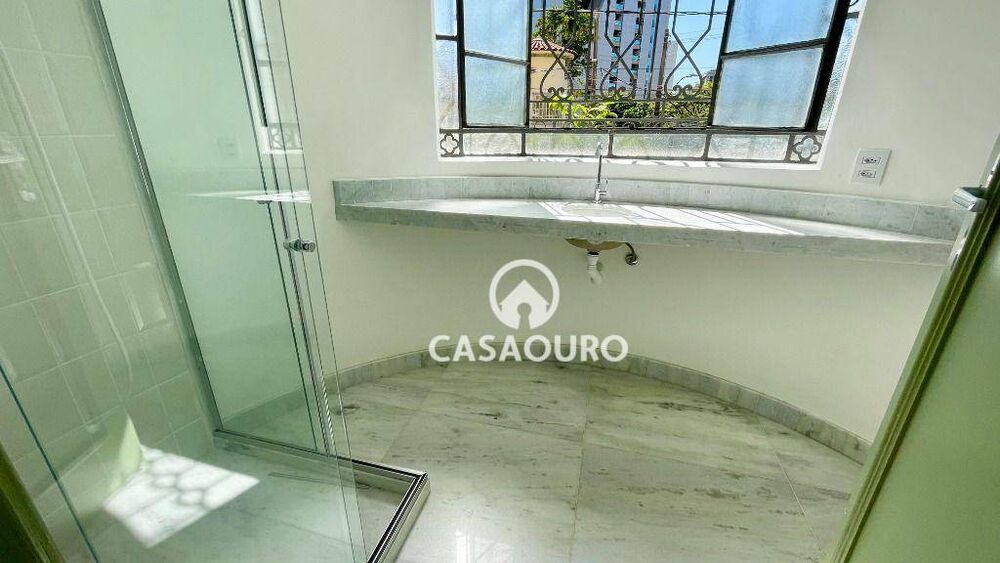 Casa à venda com 4 quartos, 165m² - Foto 3