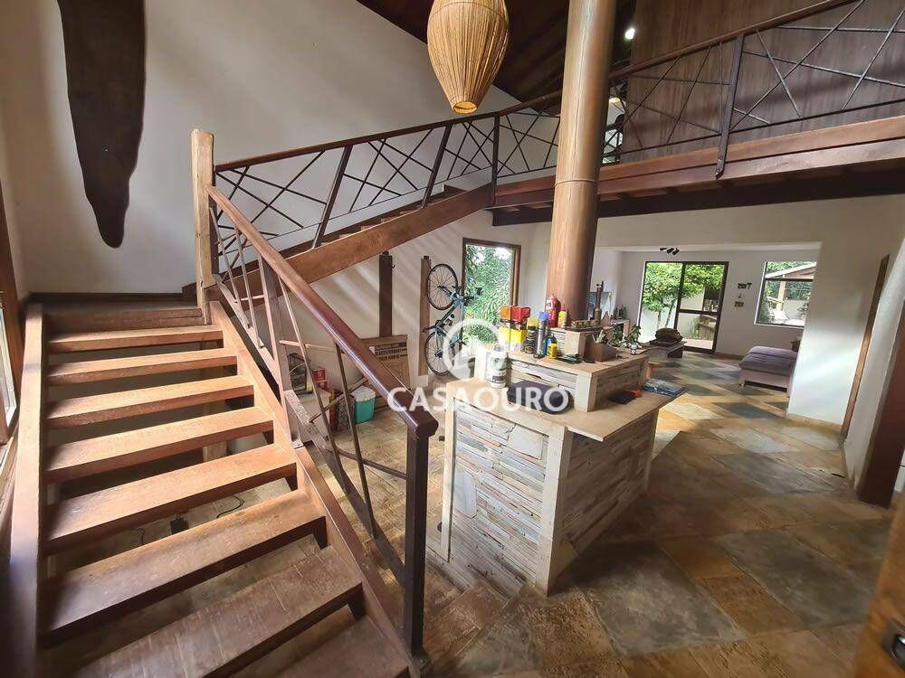 Casa de Condomínio à venda com 3 quartos, 350m² - Foto 9