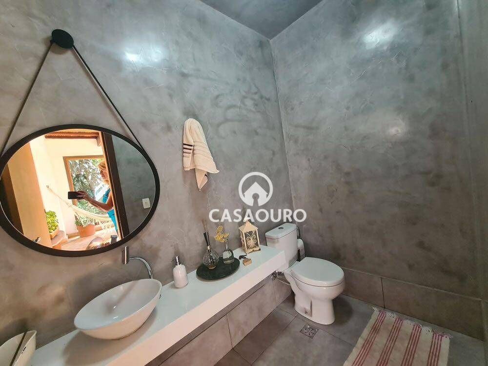 Casa de Condomínio à venda com 3 quartos, 350m² - Foto 2