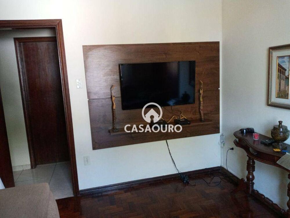 Casa à venda com 4 quartos, 197m² - Foto 5