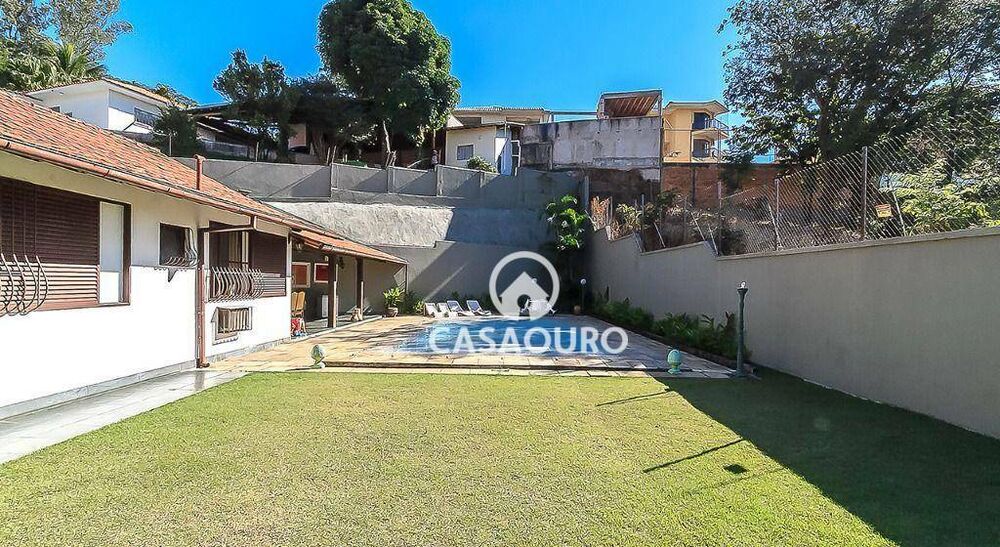 Casa, 5 quartos, 451 m² - Foto 1