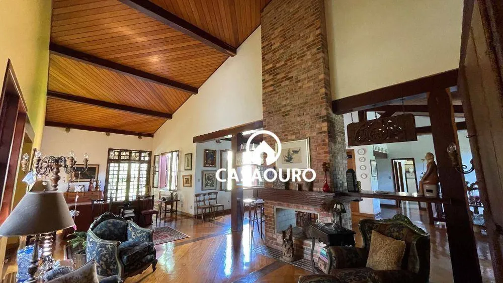 Casa, 3 quartos, 477 m² - Foto 1