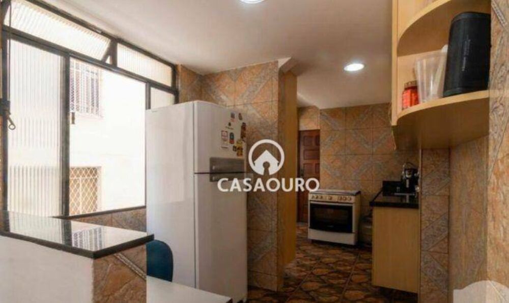 Apartamento à venda com 3 quartos, 110m² - Foto 4