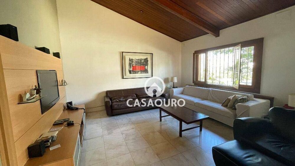 Casa à venda com 5 quartos, 750m² - Foto 3