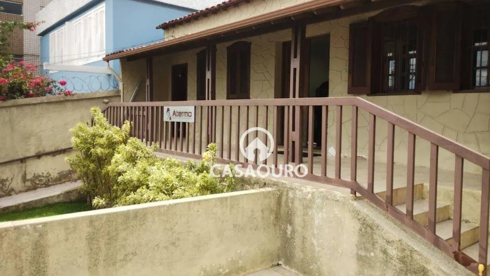 Casa, 6 quartos, 250 m² - Foto 2