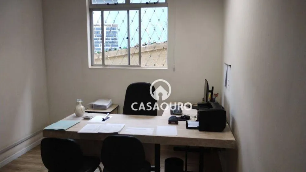 Casa, 6 quartos, 250 m² - Foto 11