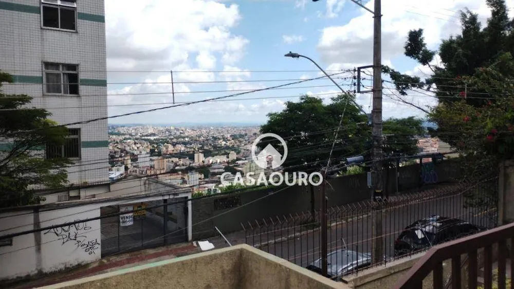 Casa, 6 quartos, 250 m² - Foto 3