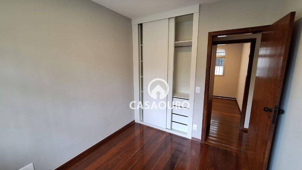 Apartamento à venda com 3 quartos, 110m² - Foto 9