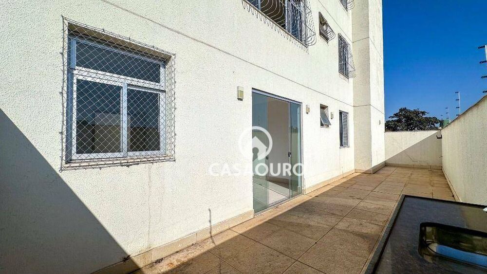 Apartamento à venda com 2 quartos, 102m² - Foto 1