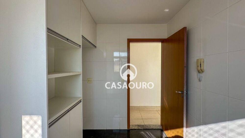 Apartamento à venda com 2 quartos, 102m² - Foto 7
