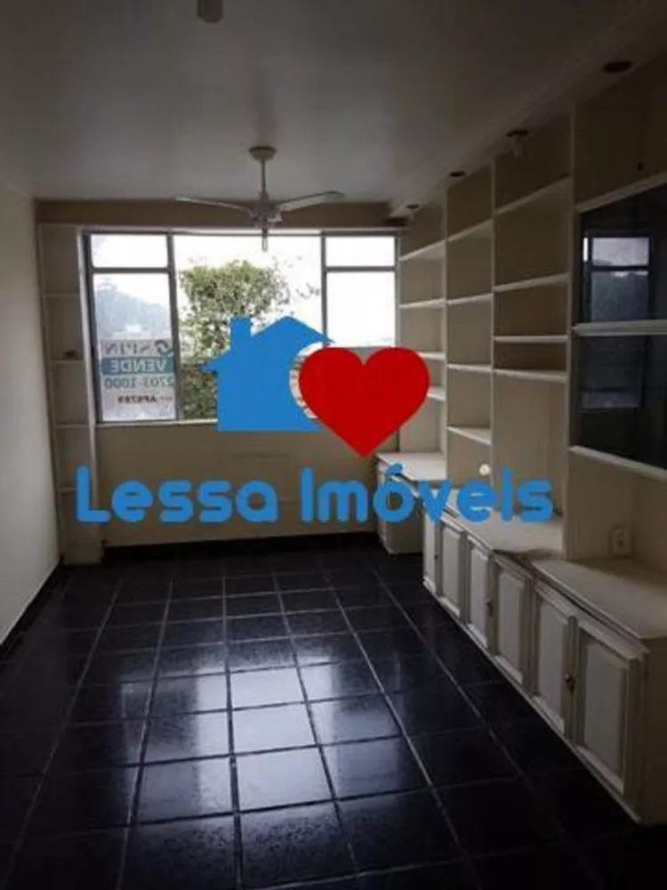 Apartamento à venda com 2 quartos, 60m² - Foto 1