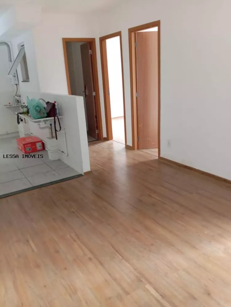 Apartamento para alugar com 2 quartos, 55m² - Foto 11