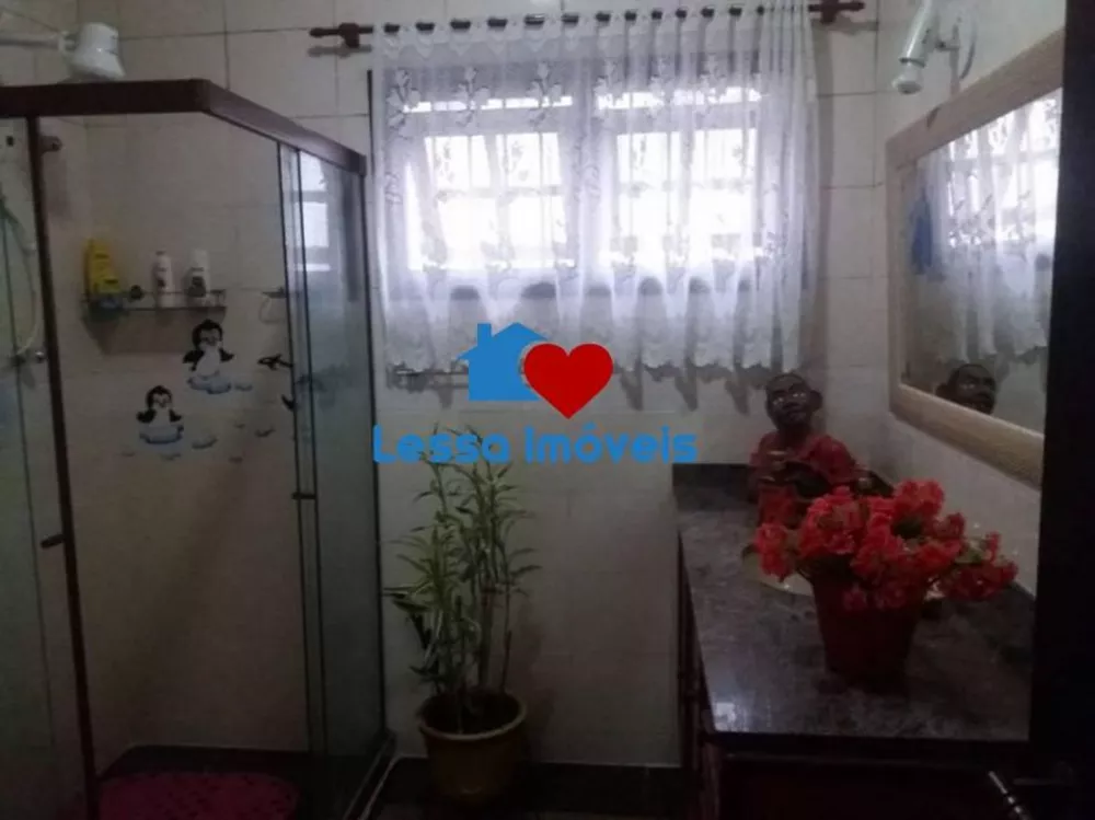 Casa, 3 quartos, 300 m² - Foto 11