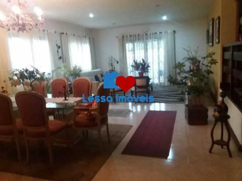 Casa, 3 quartos, 300 m² - Foto 27