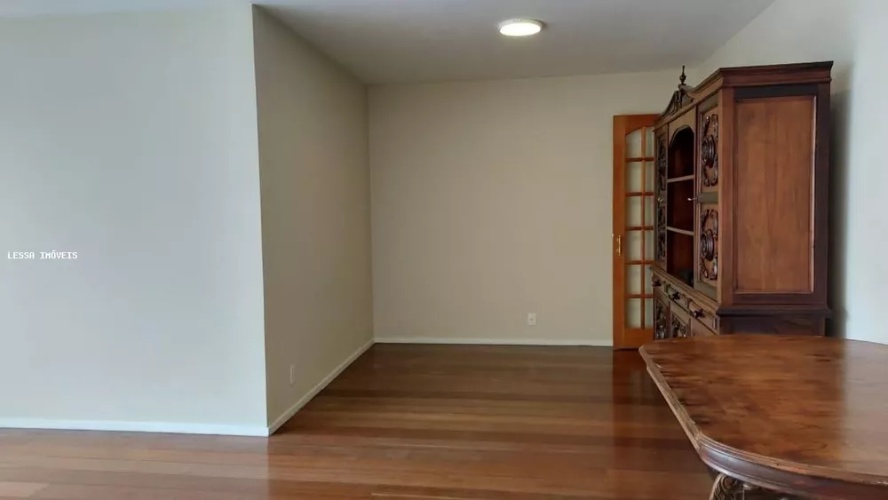 Apartamento à venda com 4 quartos, 200m² - Foto 3