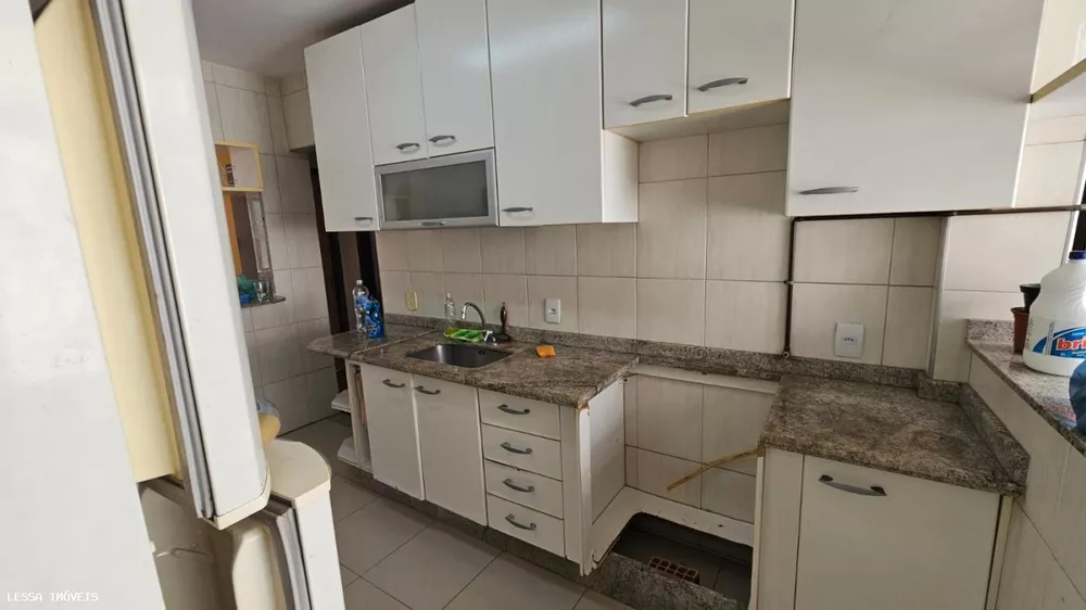 Apartamento à venda com 2 quartos, 60m² - Foto 2