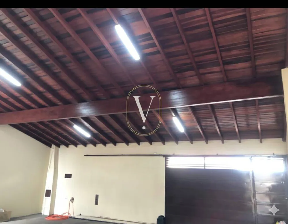 Casa, 3 quartos, 252 m² - Foto 1