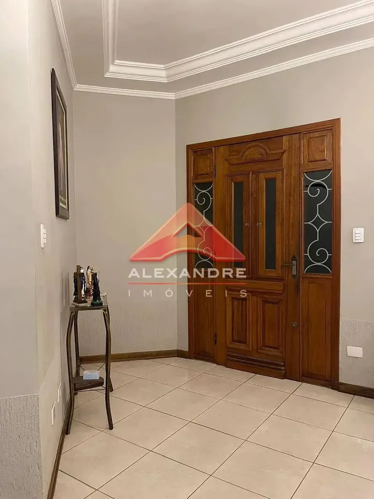 Casa, 3 quartos, 215 m² - Foto 3