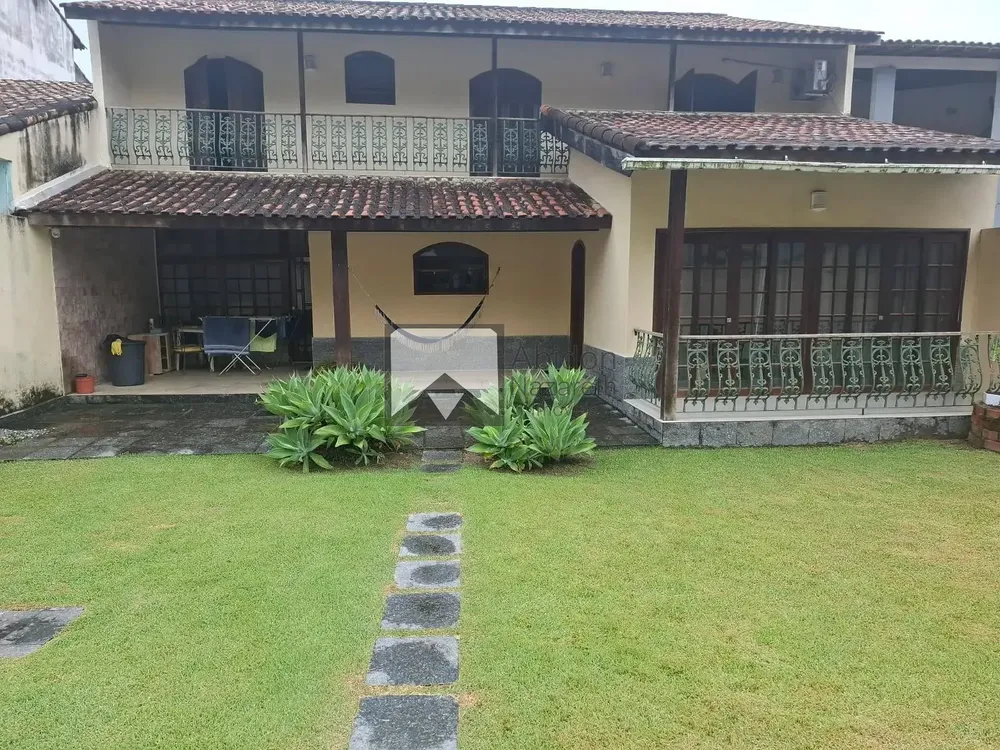 Casa, 3 quartos, 200 m² - Foto 1