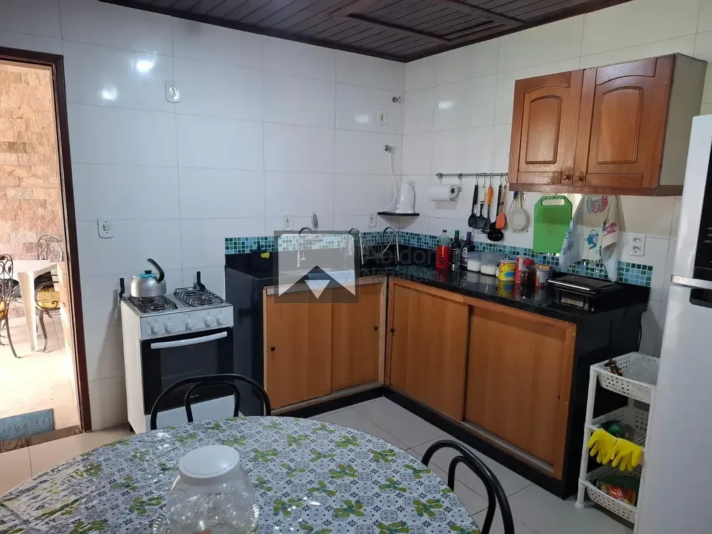 Casa, 3 quartos, 200 m² - Foto 11