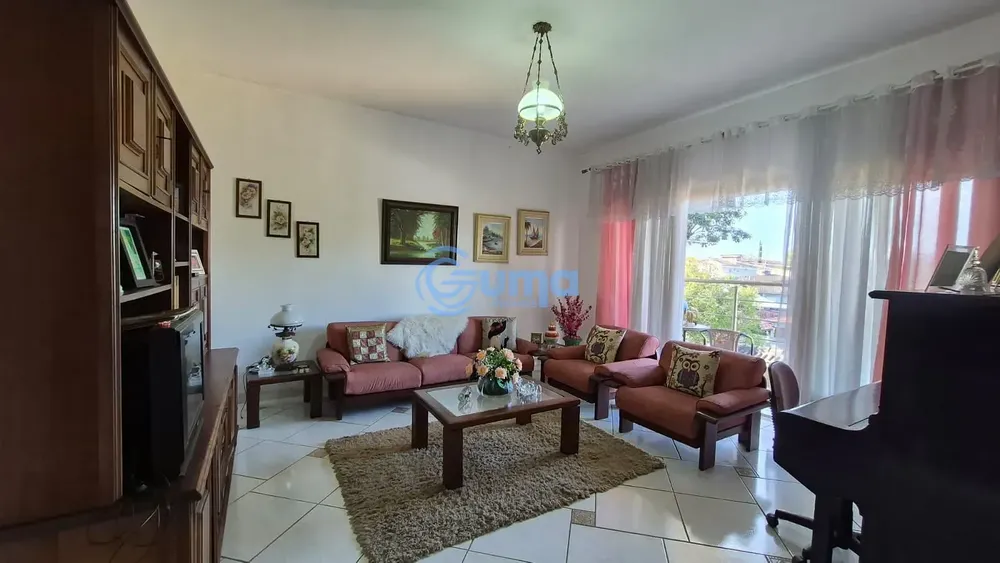 Casa, 3 quartos, 220 m² - Foto 2