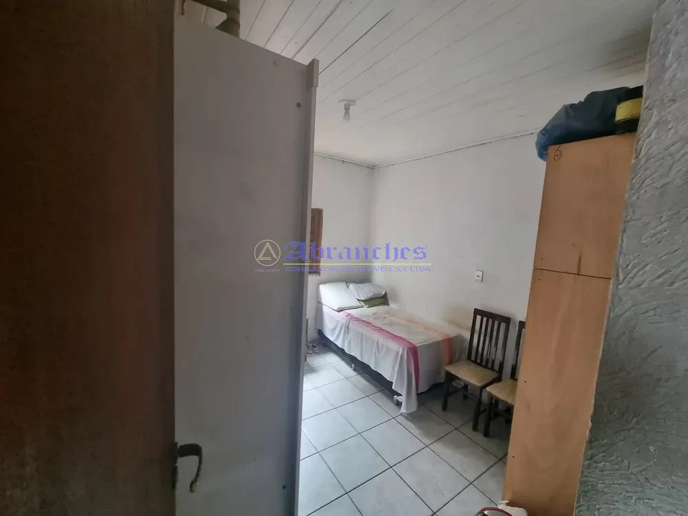 Casa, 5 quartos, 130 m² - Foto 2