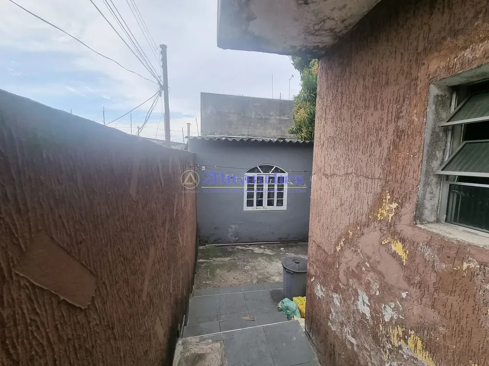 Casa, 5 quartos, 130 m² - Foto 1