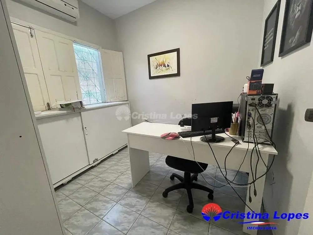 Casa, 4 quartos, 315 m² - Foto 2