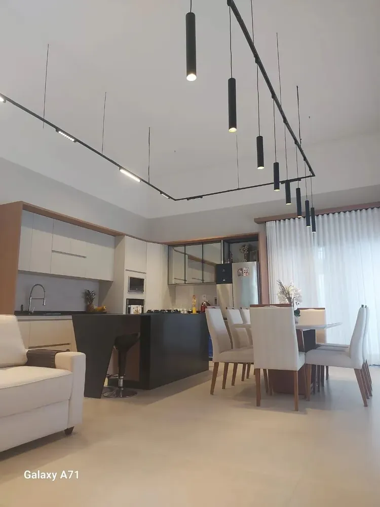 Casa, 3 quartos, 152 m² - Foto 3