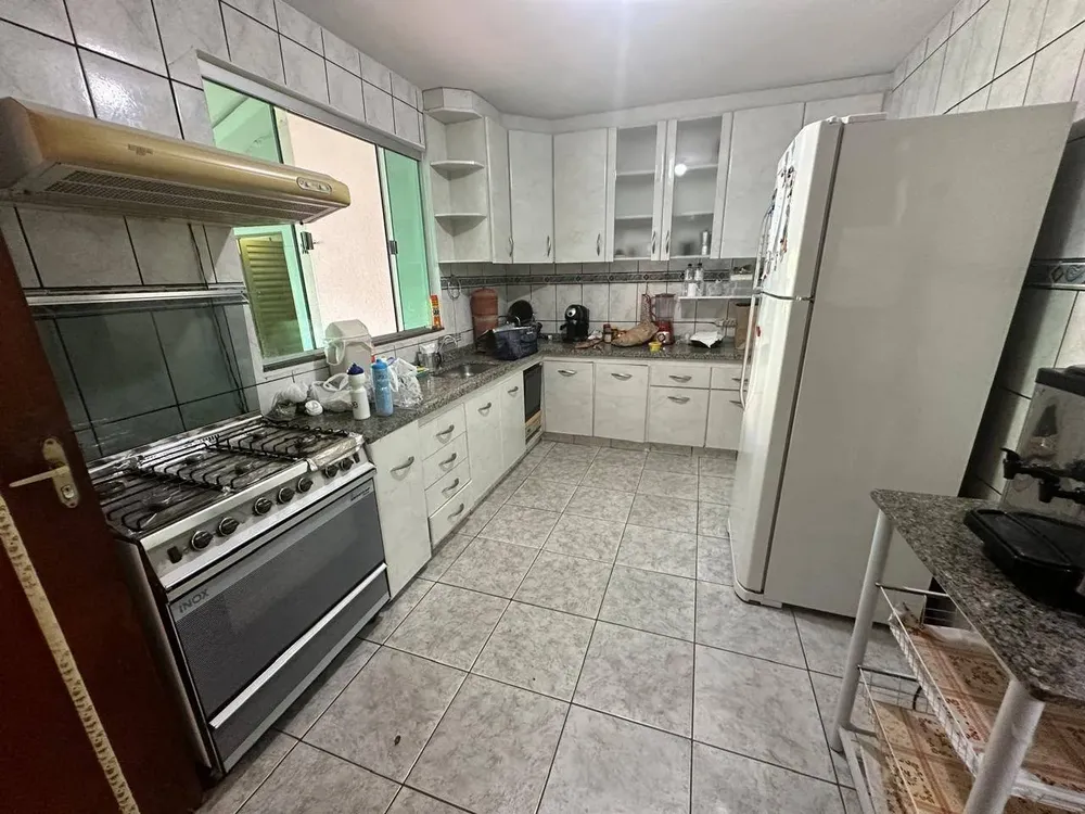 Casa, 4 quartos, 180 m² - Foto 4