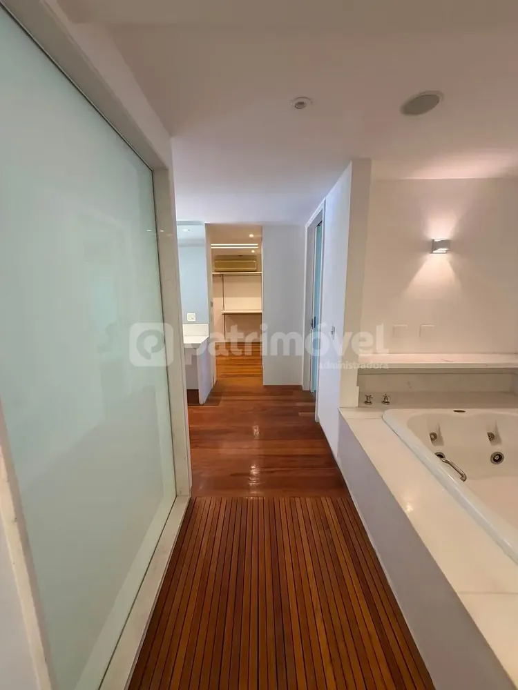Casa, 4 quartos, 1104 m² - Foto 38