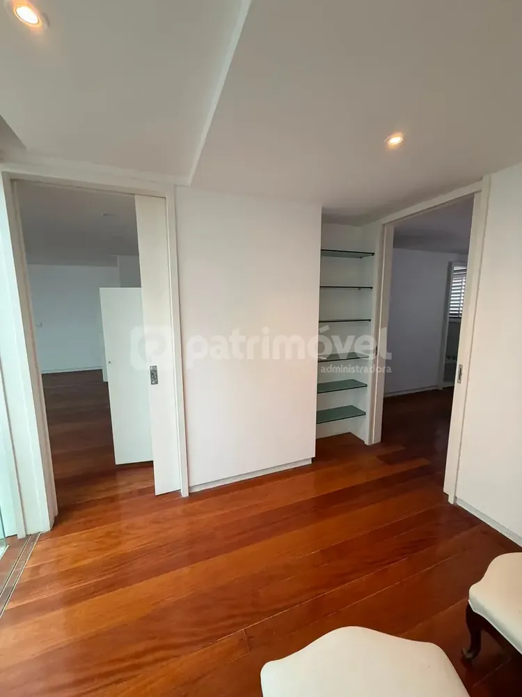 Casa, 4 quartos, 1104 m² - Foto 23