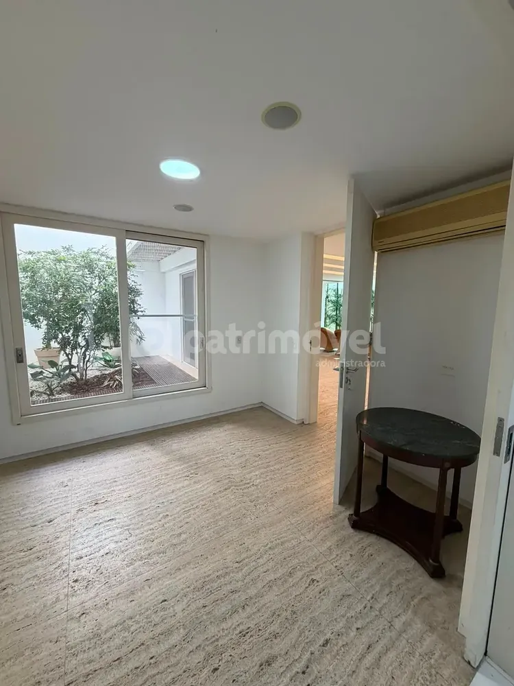 Casa, 4 quartos, 1104 m² - Foto 11