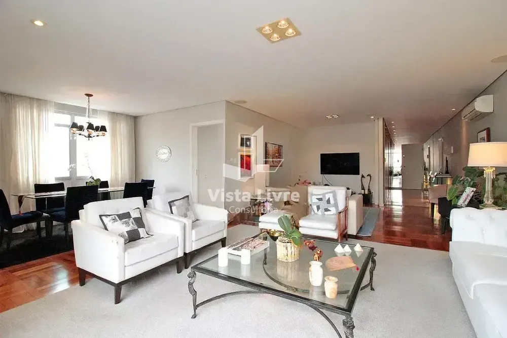 Apartamento, 3 quartos, 210 m² - Foto 1