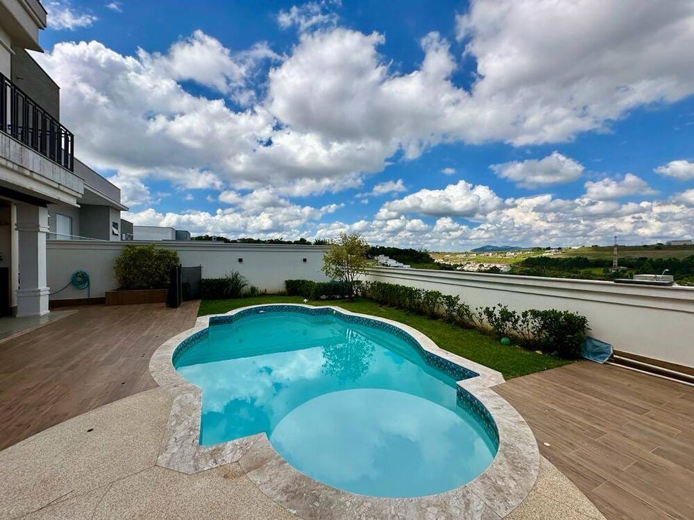 Casa à venda com 3 quartos, 282m² - Foto 4