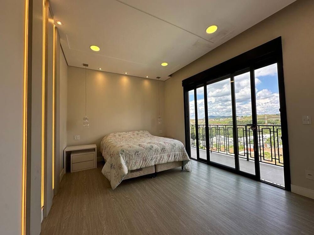 Casa à venda com 3 quartos, 282m² - Foto 6