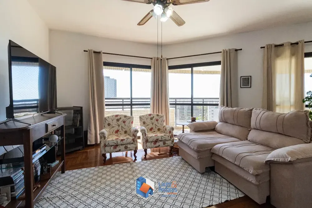 Apartamento, 4 quartos, 247 m² - Foto 1