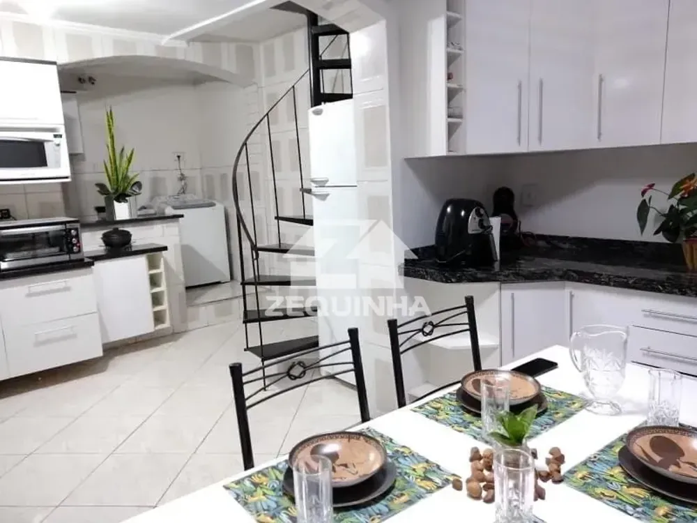 Casa, 3 quartos, 237 m² - Foto 6