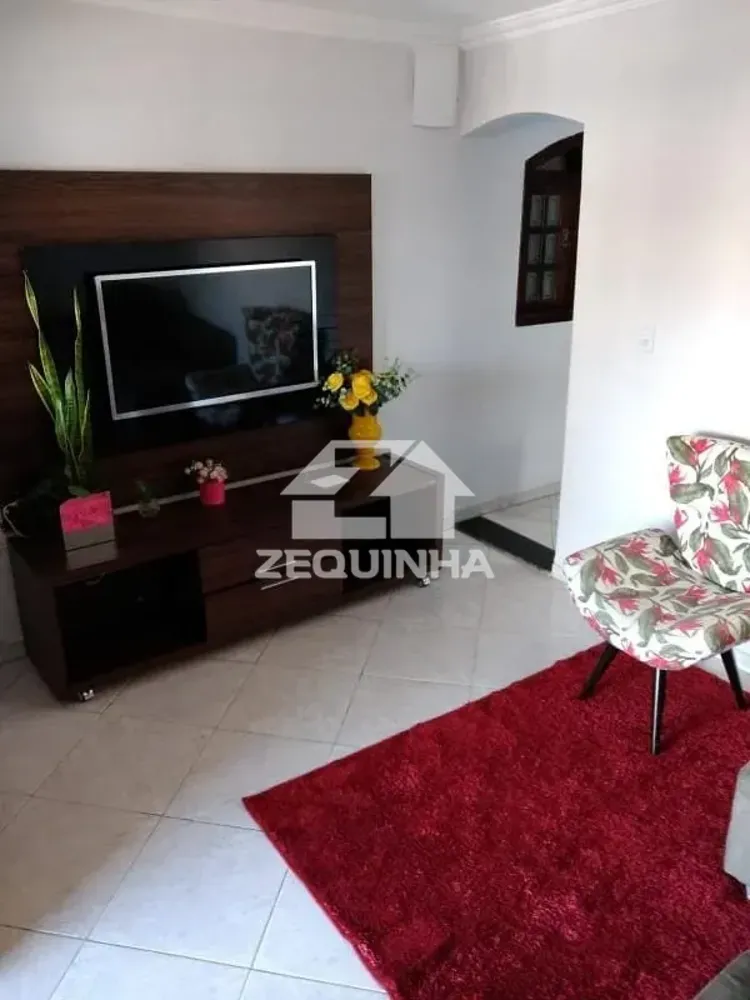 Casa, 3 quartos, 237 m² - Foto 1
