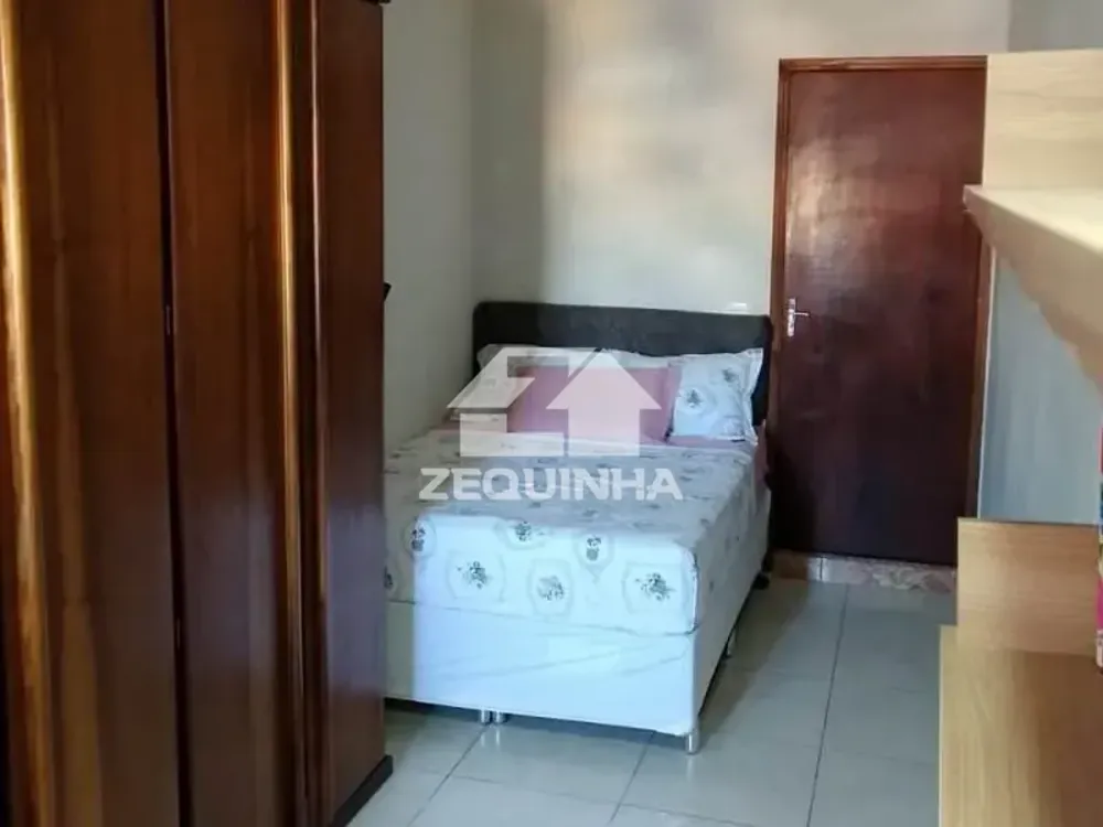 Casa, 3 quartos, 237 m² - Foto 4