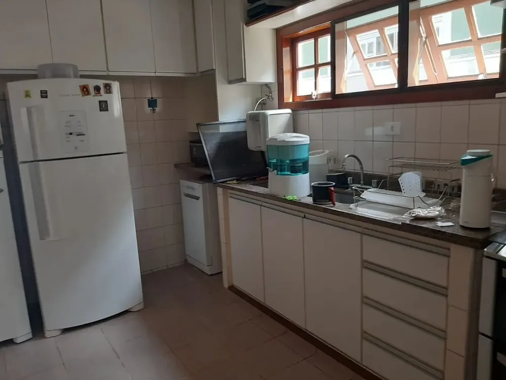 Casa, 3 quartos, 210 m² - Foto 4