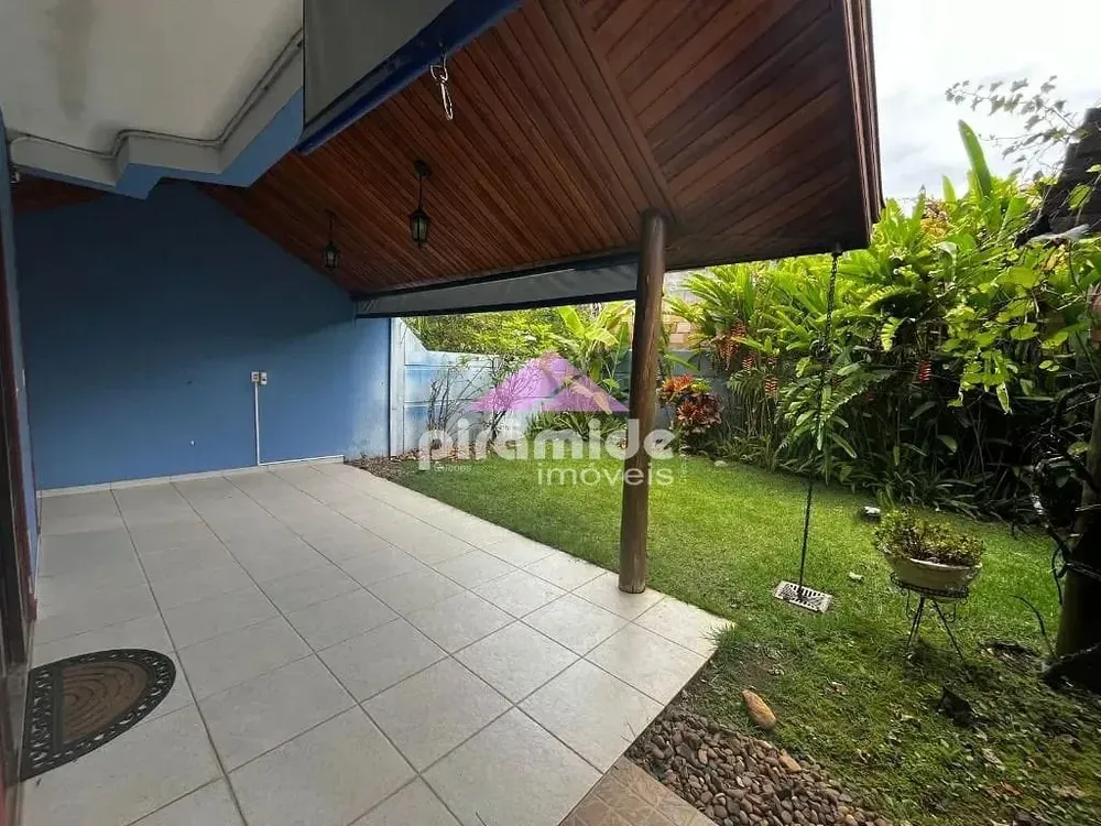 Casa, 4 quartos, 237 m² - Foto 6
