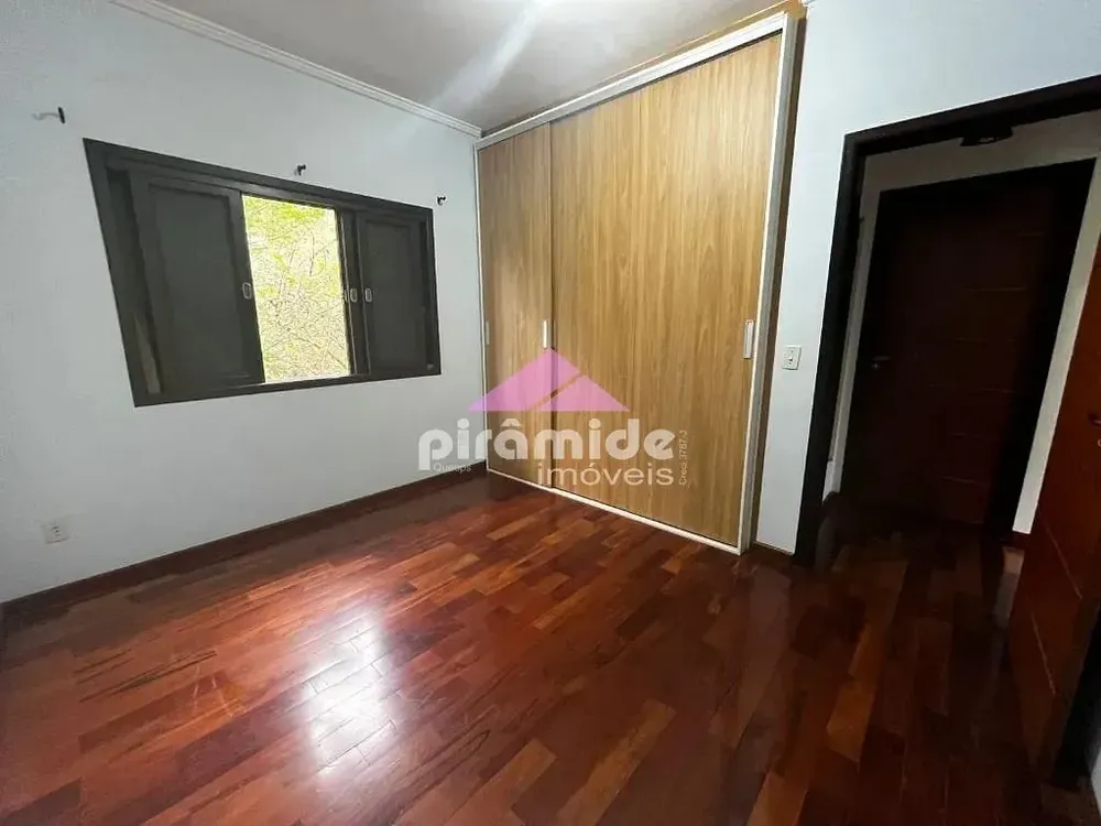 Casa, 4 quartos, 237 m² - Foto 8