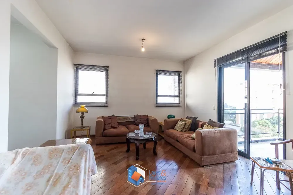 Apartamento, 3 quartos, 161 m² - Foto 2