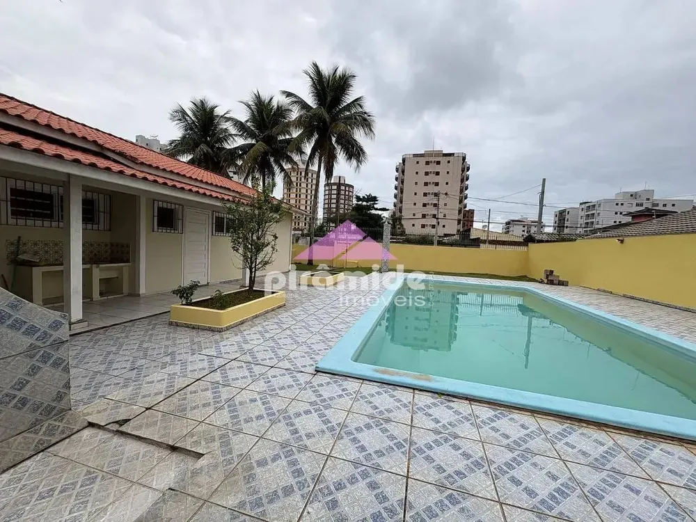 Casa, 4 quartos, 630 m² - Foto 2