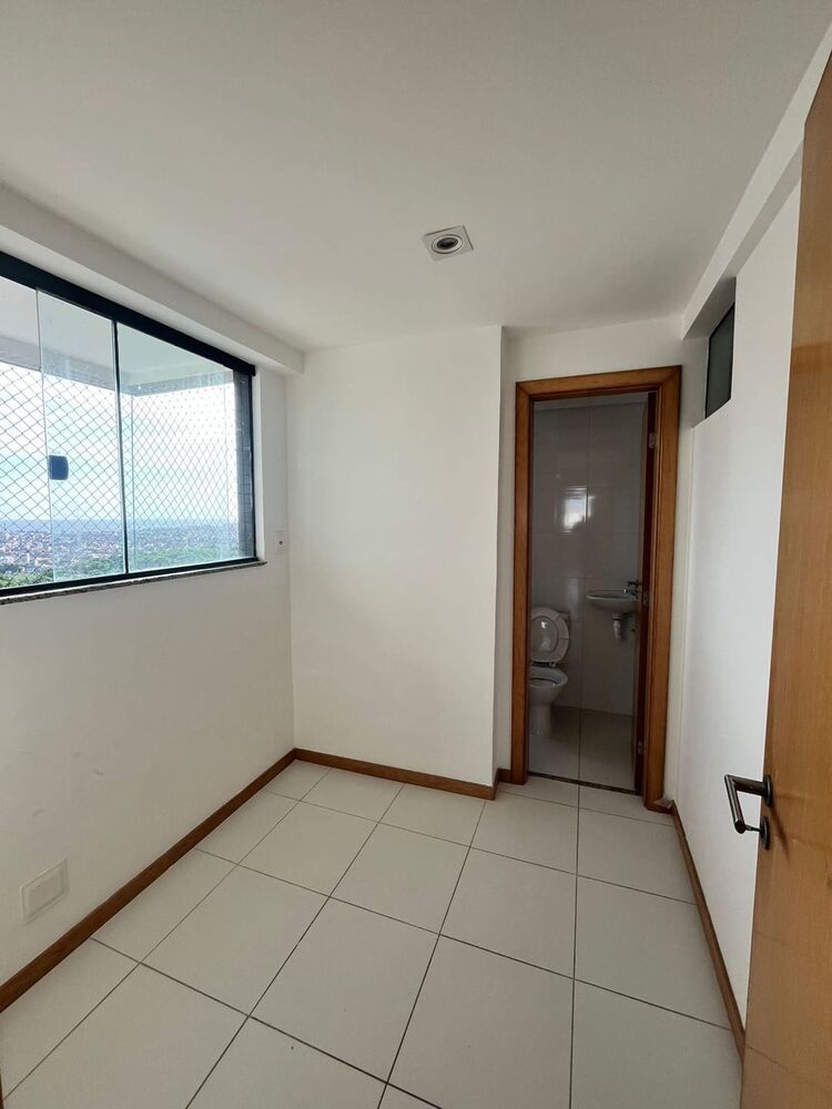 Apartamento para alugar com 3 quartos, 121m² - Foto 4