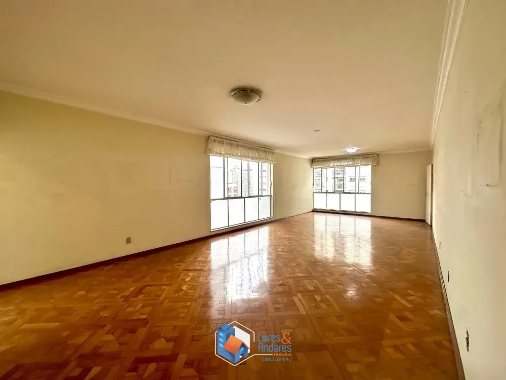 Apartamento, 3 quartos, 260 m² - Foto 2